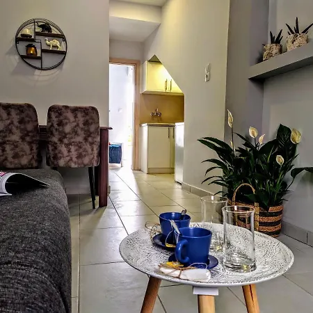 Gloria Apartment *